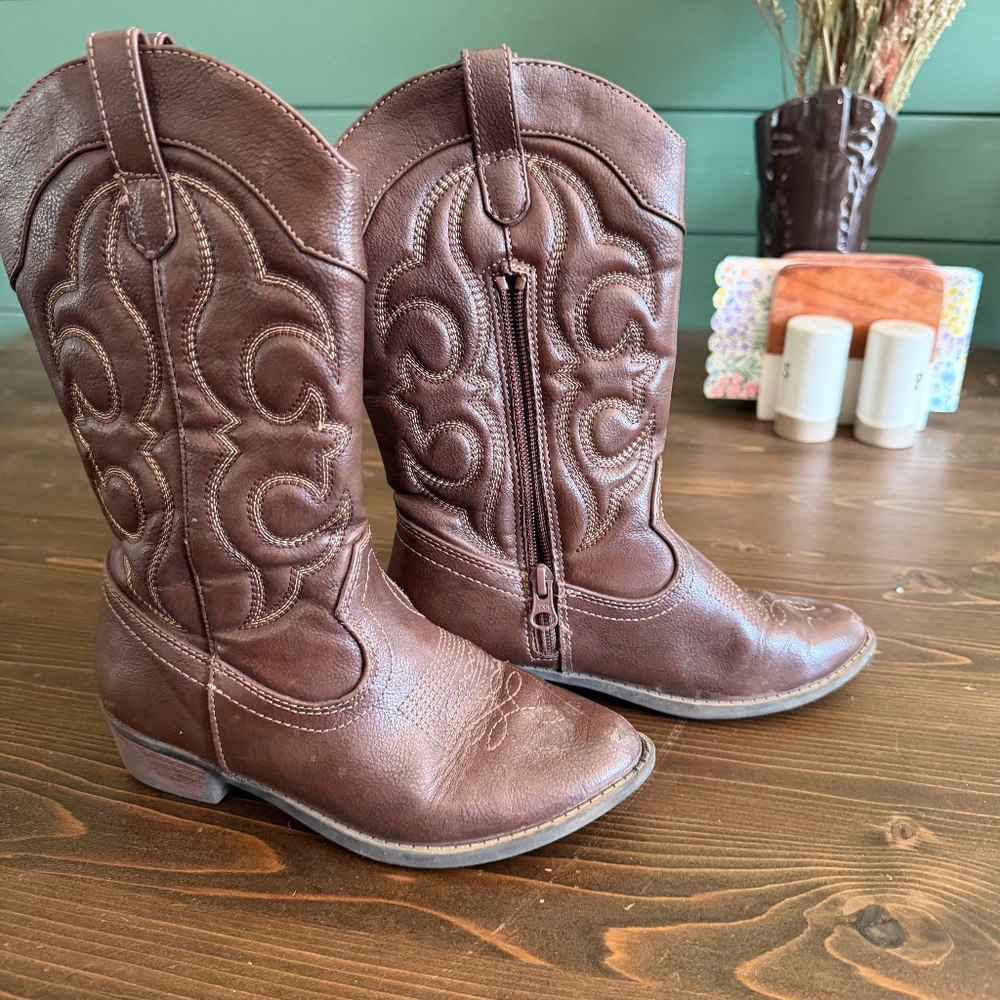 Girls cowgirl boots